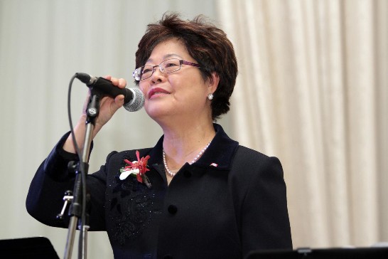 老人事務國務部長Alice Wong(黃陳小萍)於會中致辭