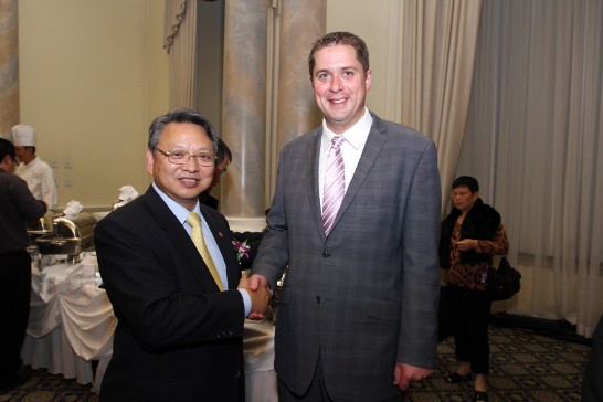 令狐榮達大使與加拿大眾議院議長 Andrew Scheer