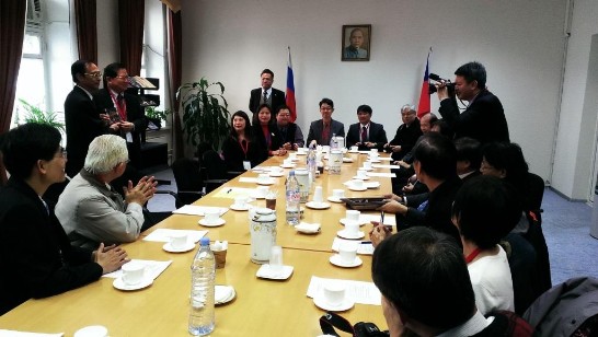 台灣代表團(20人)拜會駐俄代表處